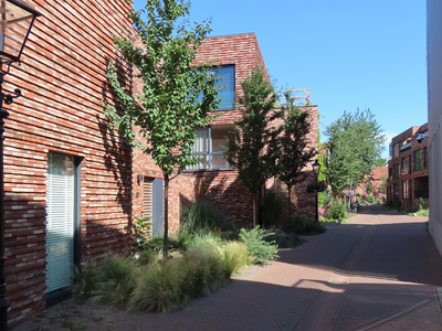 915137 Gezicht op de in 2022 opgeleverde nieuwbouwwoningen Vrouwjuttenhof 79-lager te Utrecht.
